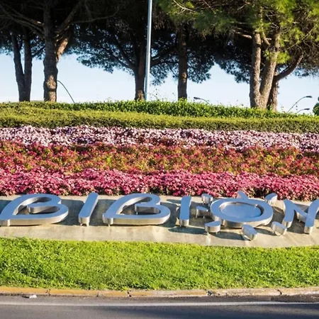 Spacious Flat In A Great Apartman Bibione