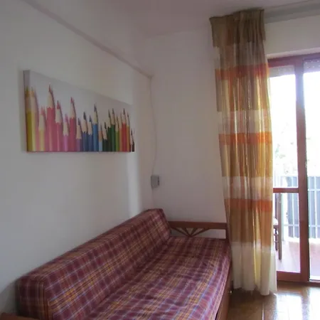 Spacious Flat In A Great - Beahost *