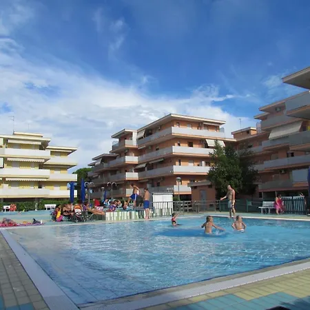 Spacious Flat In A Great - Beahost Holiday home *